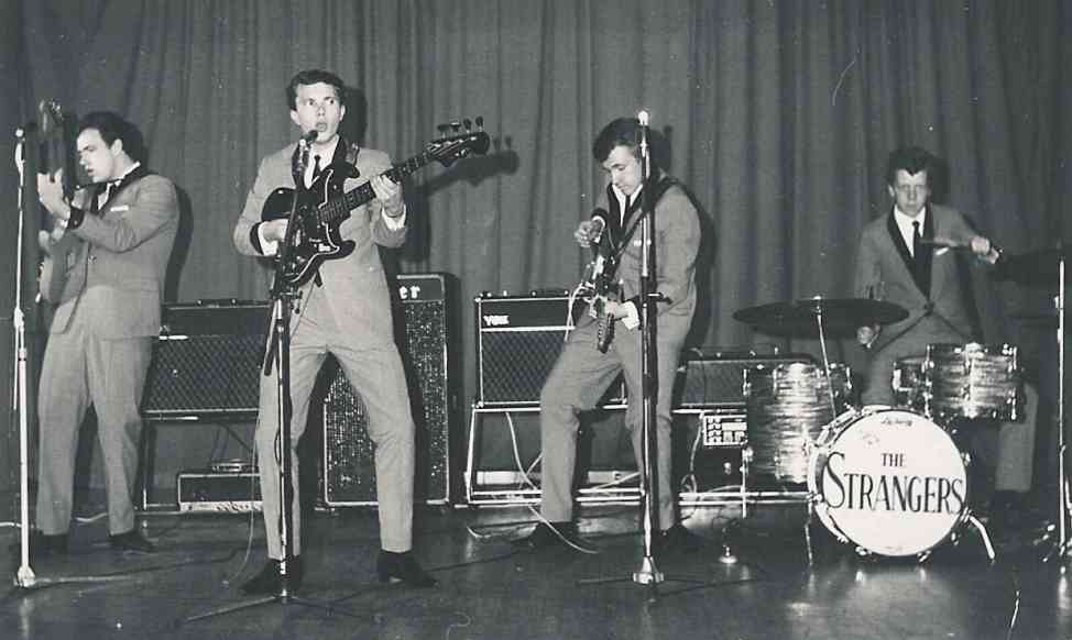 The Strangers in 1966 in de Hit-Club